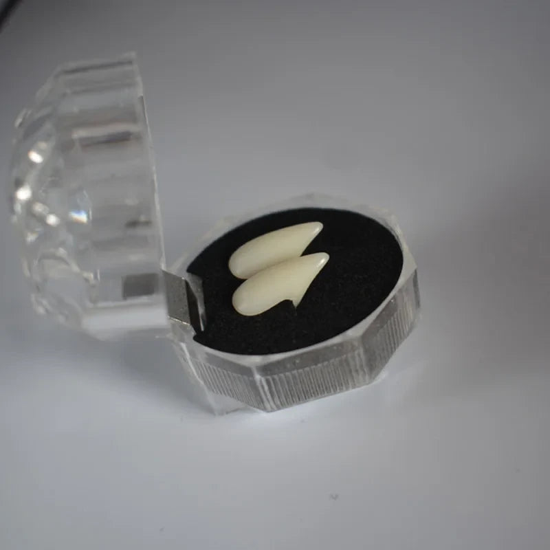 Resin Vampire Fangs